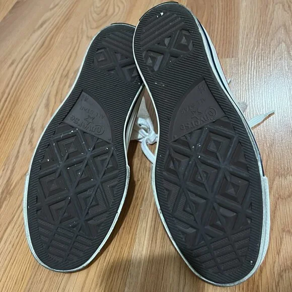 Converse Chuck 70 Vintage Canvas High Top Sneakers, Cream - Women’s 6.5 / Men’s - Picture 8 of 8